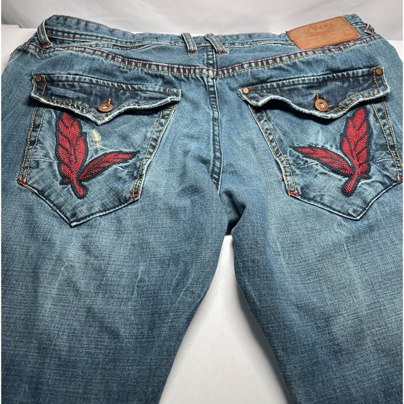 Akko Snap Back Embroidered Eagle Pockets King Of Oneself Distressed Jeans 38x32 - Picture 9 of 12
